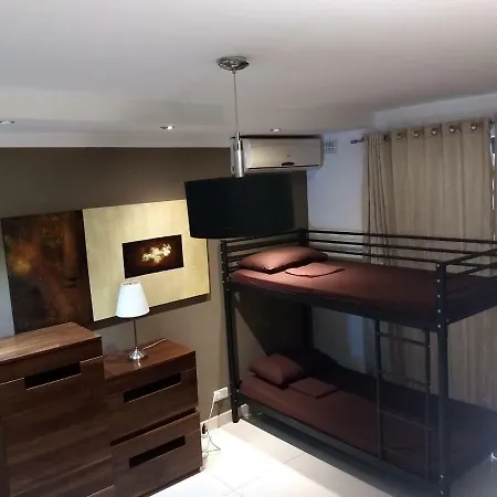 Malta Hostel Homestay Sliema