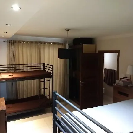 Malta Hostel * Sliema