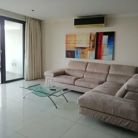 Malta Hostel